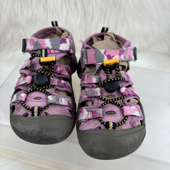Keen Kids'  Sandals - Picture 1 of 7